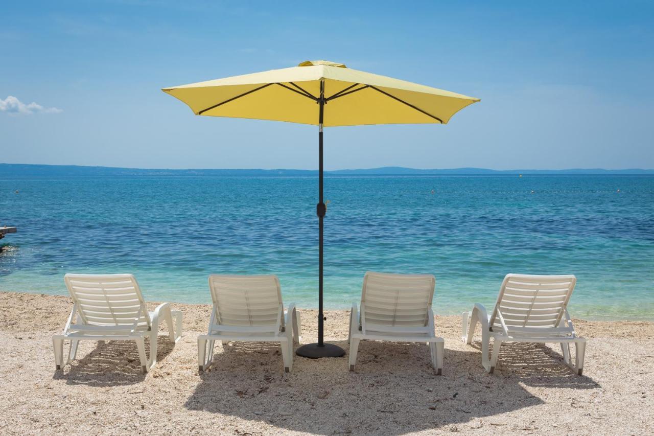 Beachfront Xxl - 2 Apartments Together - ロクヴァ・ロゴズニツァ エクステリア 写真
