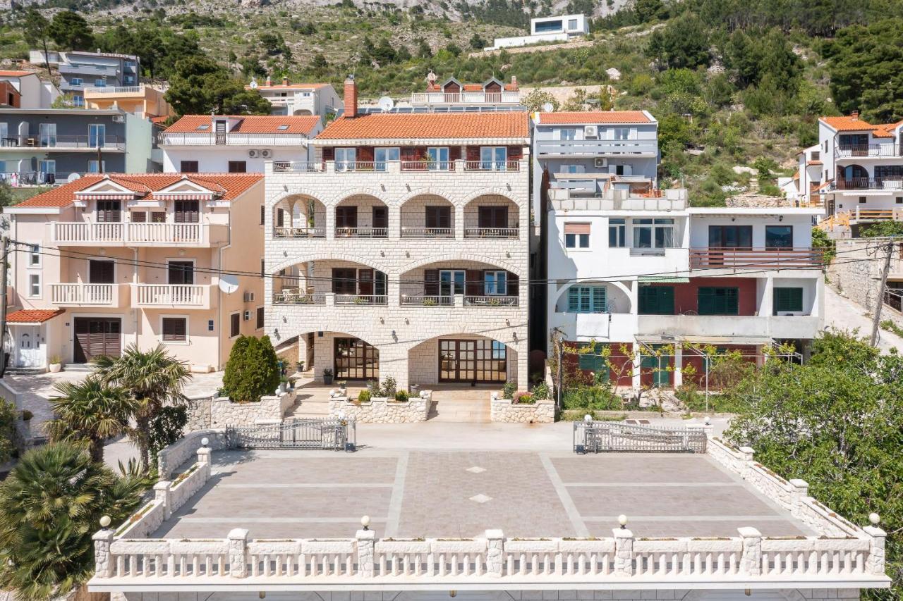 Beachfront Xxl - 2 Apartments Together - ロクヴァ・ロゴズニツァ エクステリア 写真