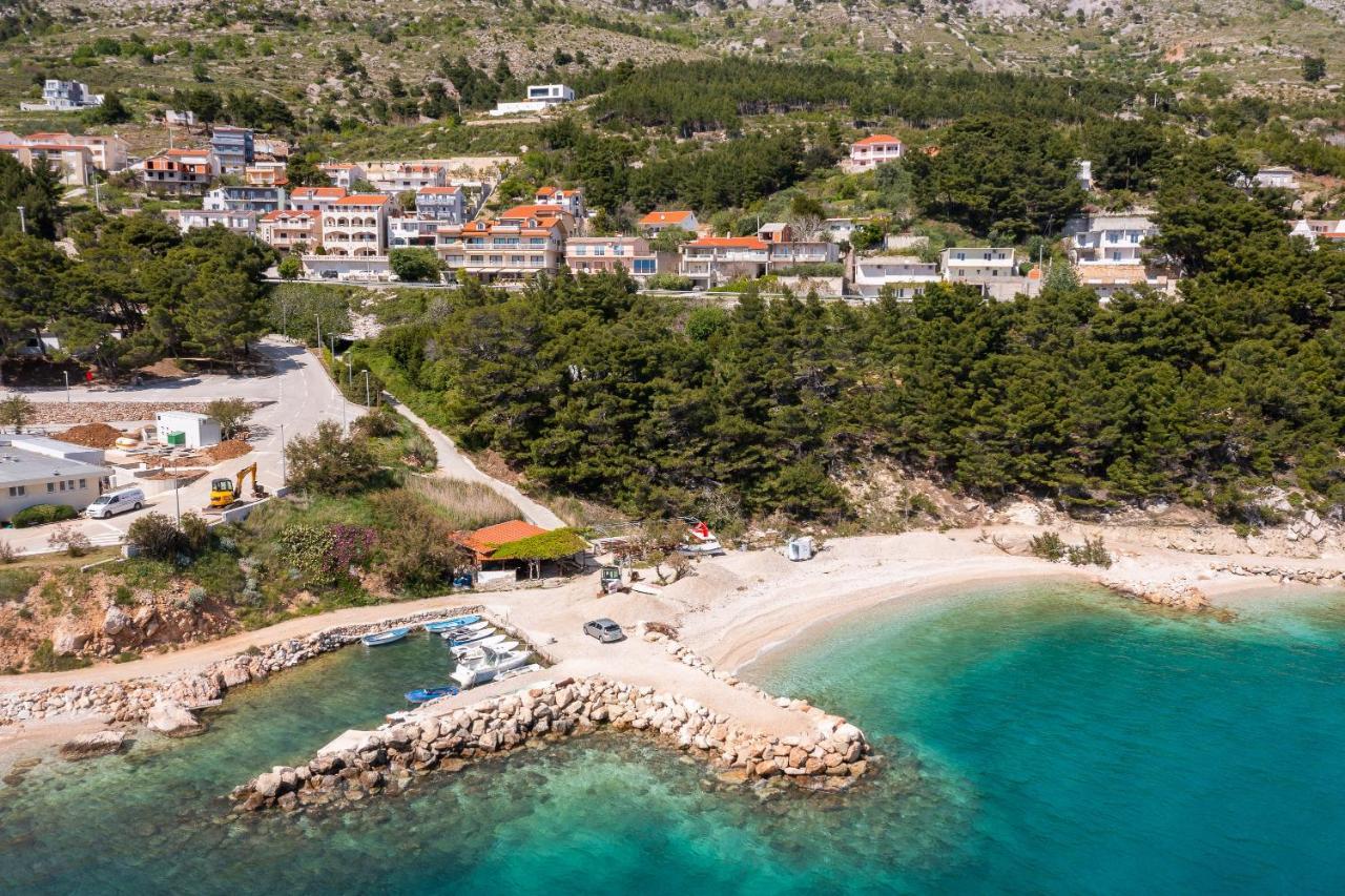 Beachfront Xxl - 2 Apartments Together - ロクヴァ・ロゴズニツァ エクステリア 写真