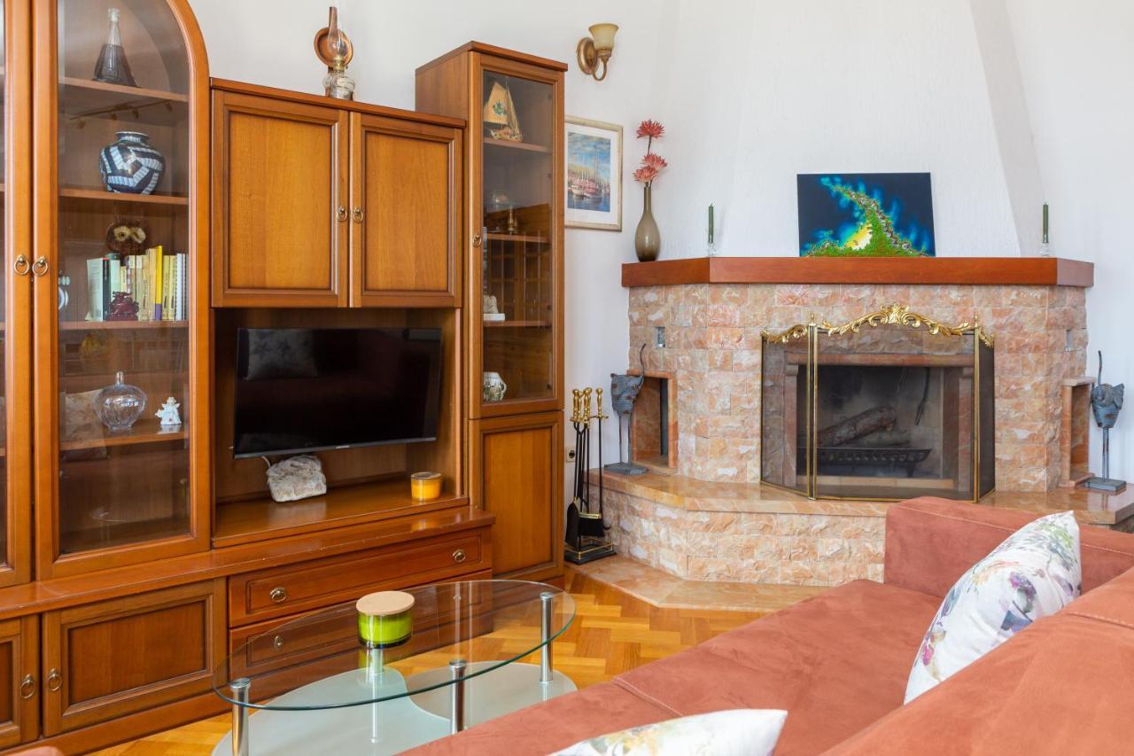 Beachfront Xxl - 2 Apartments Together - ロクヴァ・ロゴズニツァ エクステリア 写真